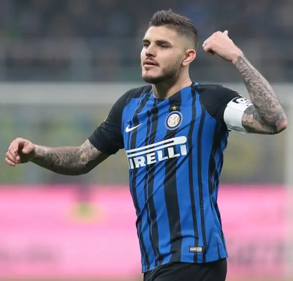 Al Meazza diverse occasioni per la squadra di Sarri, con un palo colpito da Skriniar. Ora la Juve è capolista della Serie A.