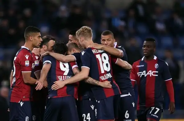 All'Olimpico sorprendente 1-1: segnano Verdi e Leiva, Inzaghi perde contatto da Roma e Inter.