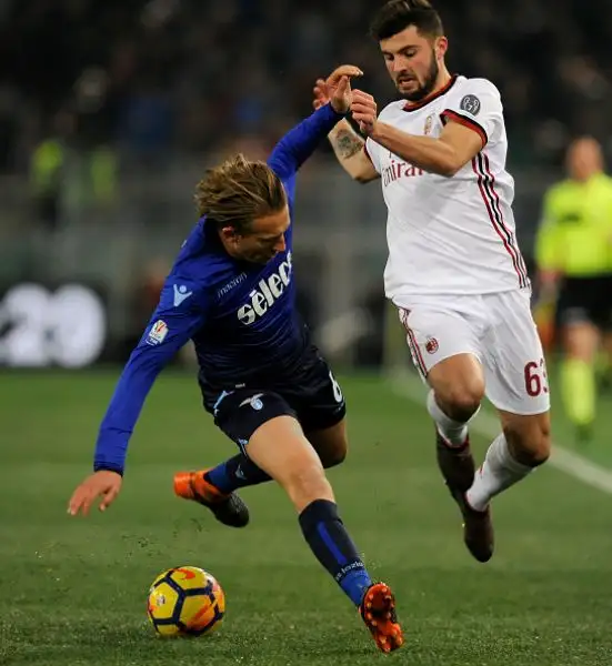 All'Olimpico succede di tutto, l'equilibrio lo spezza Romagnoli dal dischetto dopo lo 0-0 del 120'.