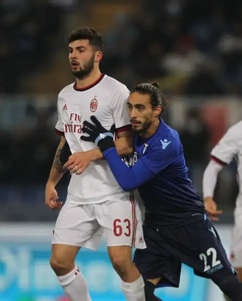 All'Olimpico succede di tutto, l'equilibrio lo spezza Romagnoli dal dischetto dopo lo 0-0 del 120'.