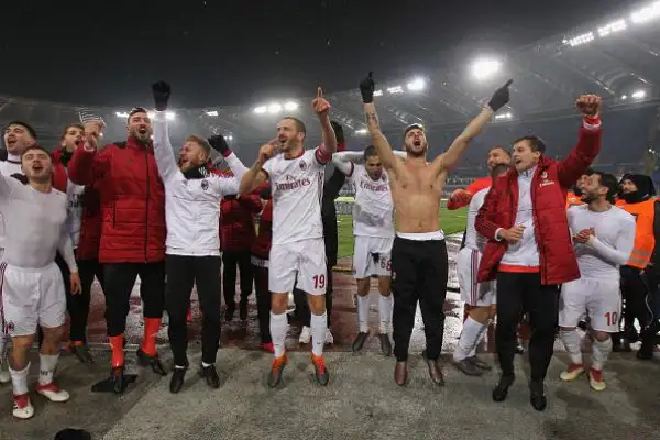 All'Olimpico succede di tutto, l'equilibrio lo spezza Romagnoli dal dischetto dopo lo 0-0 del 120'.