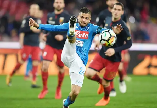 Gara sofferta per la squadra di Sarri, che segna su corner e si riporta a due punti dal primo posto.