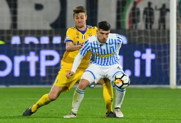 Si ferma dopo 12 vittorie consecutive la corsa dei bianconeri in campionato: al "Mazza" finisce 0-0.
