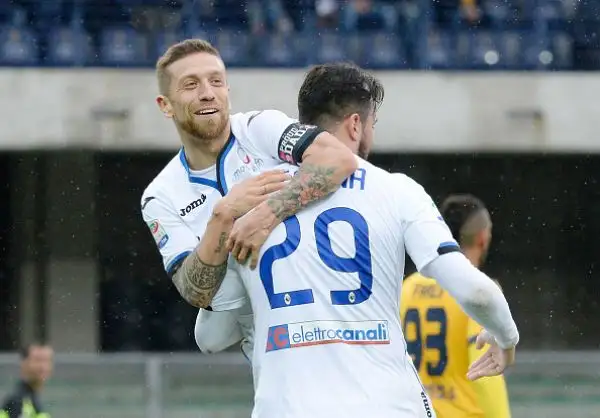 Gli orobici, straripanti, stendono per 5-0 l'Hellas.