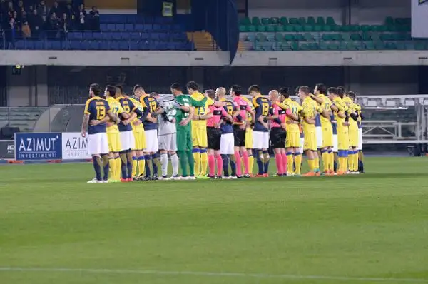 Un sinistro di Caracciolo su assist di Verde regala il derby all'Hellas che si riporta ad un solo punto dalla zona salvezza e a tre dal Chievo.
