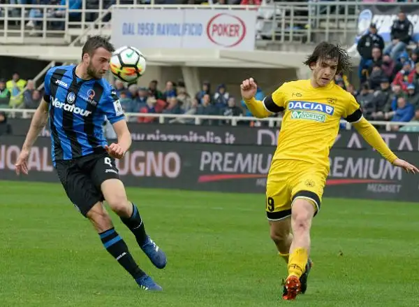 Partita non facile per la squadra di Gasperini che la sblocca nella ripresa con Petagna e la chiude con Masiello a un quarto d'ora dalla fine.