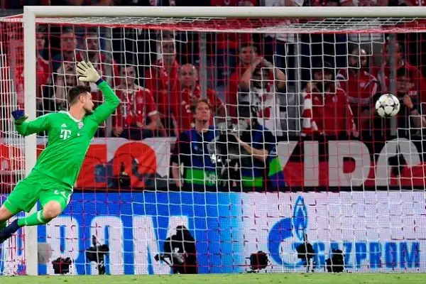 I Blancos escono vittoriosi dall'Allianz Arena e battono per 2-1 i bavaresi.