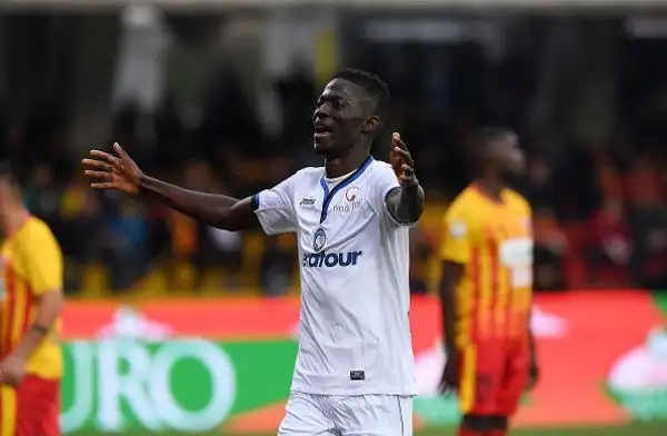 Giallorossi svuotati, i nerazzurri gliene fanno 3 (e sbagliano maldestramente un rigore).