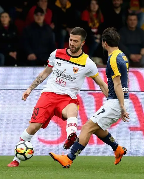 Pesante sconfitta del Verona sul campo di un Benevento che non si arrende.