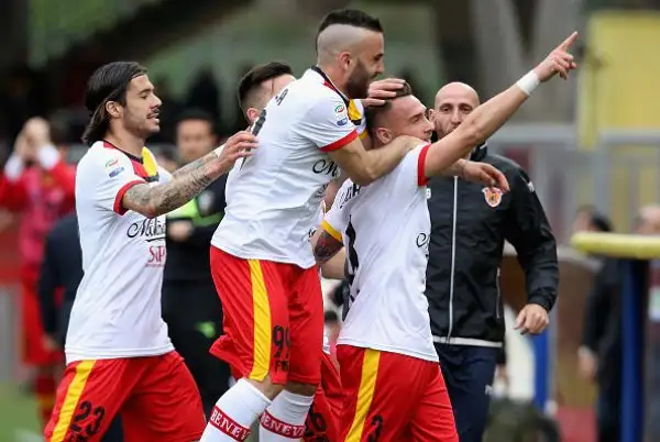 Pesante sconfitta del Verona sul campo di un Benevento che non si arrende.