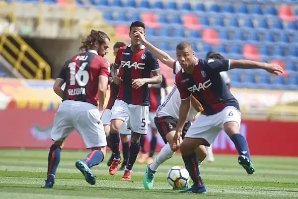 I rossoneri scappano con le reti di Calhanoglu e Bonaventura, nella ripresa il gol di De Maio serve solo per accorciare le distanze.