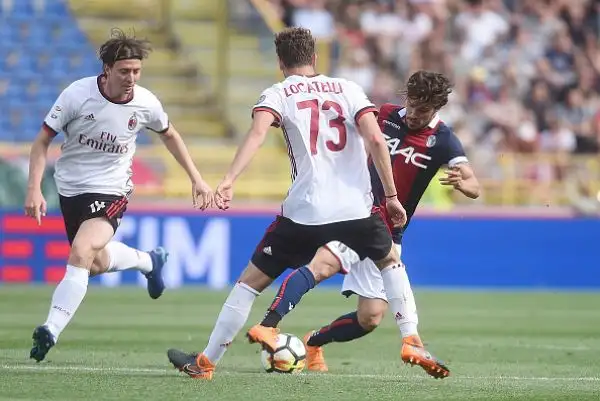 I rossoneri scappano con le reti di Calhanoglu e Bonaventura, nella ripresa il gol di De Maio serve solo per accorciare le distanze.