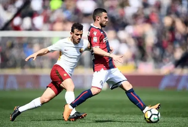 Dzeko regala un punto ai giallorossi dopo il vantaggio di Pulgar, in vista della sfida al Barcellona preoccupa Nainggolan uscito acciaccato.