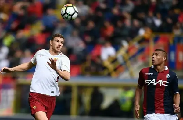 Dzeko regala un punto ai giallorossi dopo il vantaggio di Pulgar, in vista della sfida al Barcellona preoccupa Nainggolan uscito acciaccato.