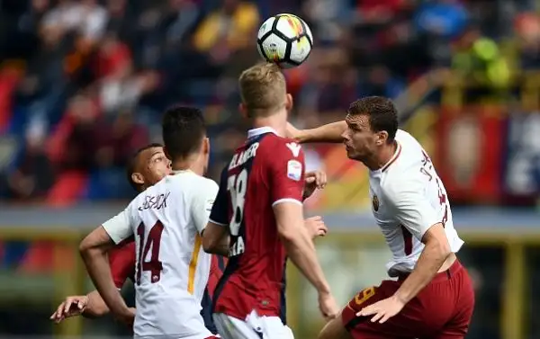 Dzeko regala un punto ai giallorossi dopo il vantaggio di Pulgar, in vista della sfida al Barcellona preoccupa Nainggolan uscito acciaccato.
