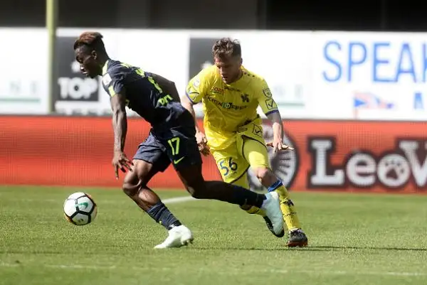 I nerazzurri si impongono per 2-1 a fatica contro il Chievo.