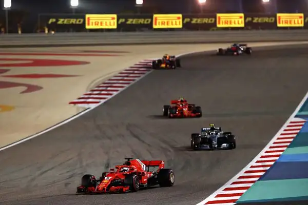 Sul podio anche Bottas e Hamilton, out Raikkonen.