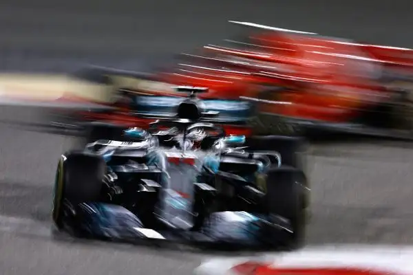 Sul podio anche Bottas e Hamilton, out Raikkonen.