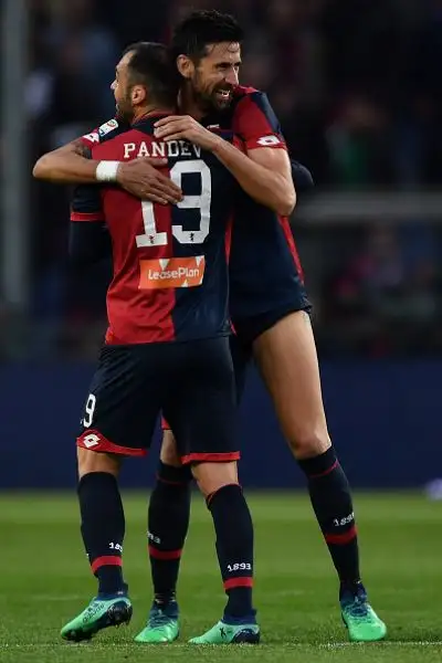 Il Genoa dà continuità alla prova di sostanza offerta nel derby piegando di misura il Crotone con un gol di Bessa e salendo a 38 punti.
