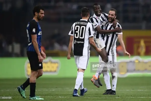 Gara piena di emozioni quella tra Inter e Juve: la spuntano i bianconeri in volata.