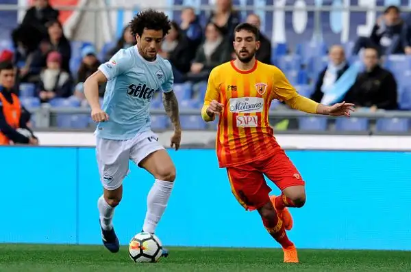 La Lazio va avanti con Immobile, poi il momentaneo sorpasso firmato Cataldi-Gilherme, e nell'ultima mezz'ora i gol di Caicedo, De Vrij, ancora Immobile, Lucas Leiva e Luis Alberto.