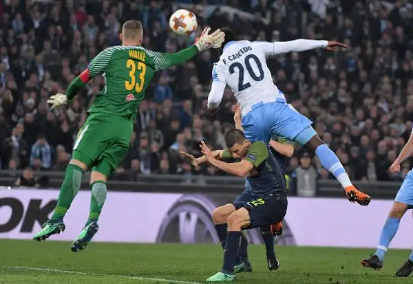 La Lazio tiene alto l’onore del calcio italiano grazie alle reti di Lulic, Parolo, Felipe Anderson e Immobile. Per gli austriaci in gol Berisha su rigore e il giapponese Minamino.