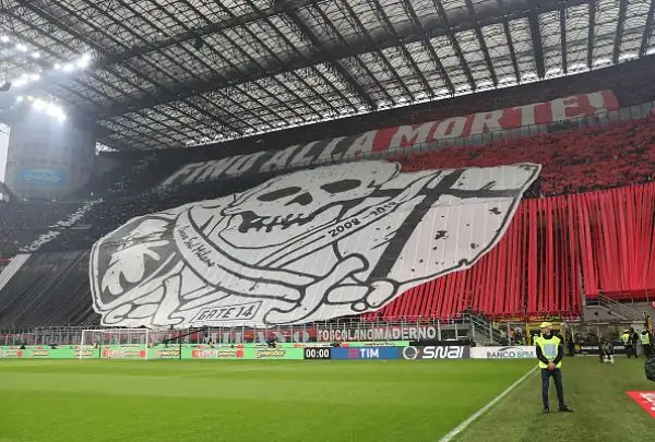 Due errori incredibili del bomber argentino a porta vuota e il VAR che gli annulla una rete: Milan-Inter a reti inviolate.