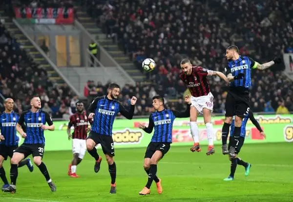 Due errori incredibili del bomber argentino a porta vuota e il VAR che gli annulla una rete: Milan-Inter a reti inviolate.