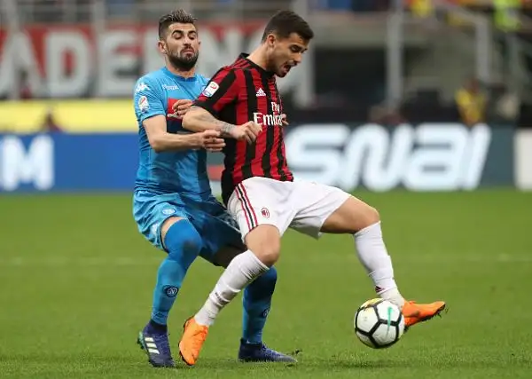 Nuovo stop esterno del Napoli: la squadra di Sarri non va oltre lo 0-0 a San Siro contro il Milan nella 32esima giornata di campionato e vede allontanarsi lo scudetto.