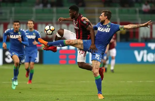 Secondo pareggio consecutivo per Gattuso: finisce 1-1, Kalinic risponde a Politano, ma la zona Champions resta lontana.