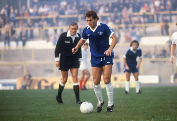 E' morto Ray Colin Wilkins. L'ex calciatore del Milan e della nazionale inglese era stato colpito da infarto nei giorni scorsi e non è riuscito a riprendersi.