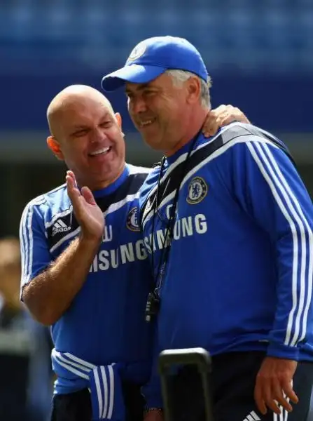 E' morto Ray Colin Wilkins. L'ex calciatore del Milan e della nazionale inglese era stato colpito da infarto nei giorni scorsi e non è riuscito a riprendersi.