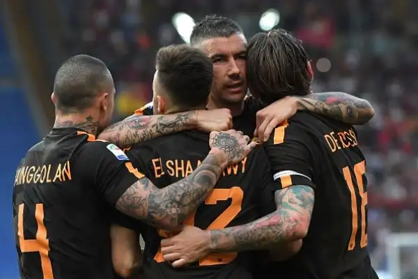 La squadra di Maran esce sconfitta per 4-1 dall'Olimpico: Di Francesco ora può pensare al Liverpool.