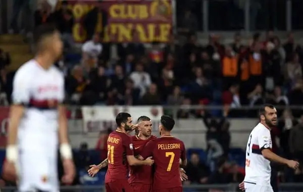 La Roma resta in piena corsa per la Champions, ma battere il Grifone è più complicato del previsto.