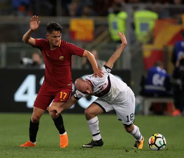 La Roma resta in piena corsa per la Champions, ma battere il Grifone è più complicato del previsto.
