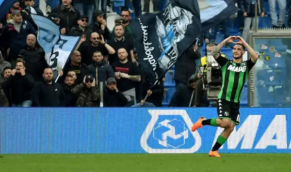 Al gol di Politano, a lungo inseguito nel mercato invernale, i partenopei rispondono nella ripresa con un'autorete di Rogerio ma non basta per tenere il passo della Juventus.
