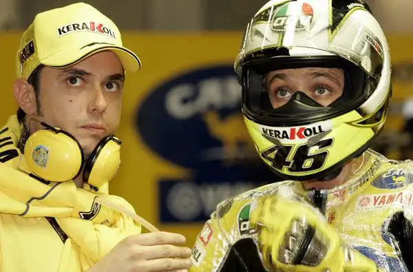 Uccio, come Valentino, è nato nel 1979 ed è responsabile della VR46 Academy e direttore sportivo dello Sky Racing Team VR46.