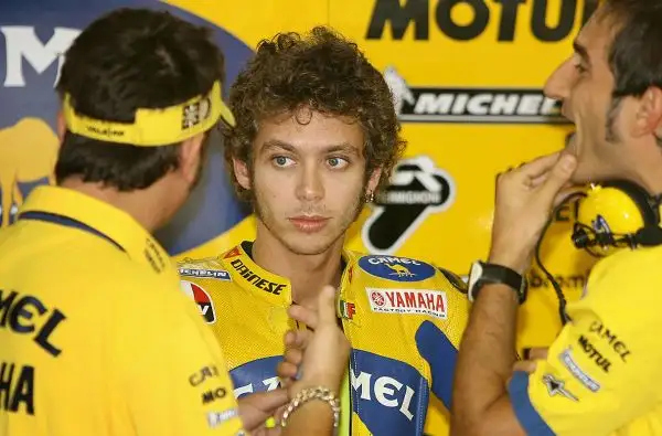 Uccio, come Valentino, è nato nel 1979 ed è responsabile della VR46 Academy e direttore sportivo dello Sky Racing Team VR46.