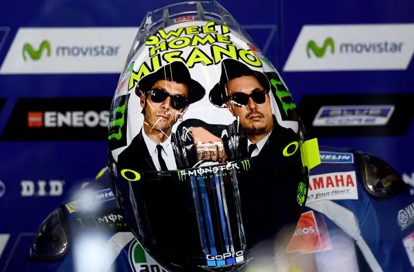 Uccio, come Valentino, è nato nel 1979 ed è responsabile della VR46 Academy e direttore sportivo dello Sky Racing Team VR46.