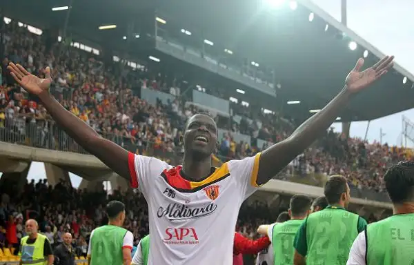 Con un gol di Diabatè su assist di un ottimo Brignola i giallorossi piegano il Genoa di Ballardini a tre minuti dalla fine.