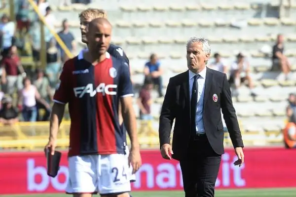 Con i gol di Giaccherini e Inglese, che hanno ribaltato il gol iniziale di Verdi i veronesi si portano a +2 dalla zona retrocessione.