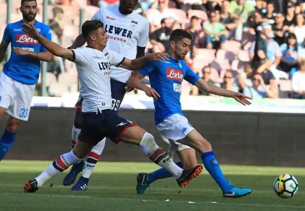 Milik e Callejon firmano l'ultima vittoria stagionale per gli azzurri, Tumminello non basta alla squadra di Zenga: è serie B.