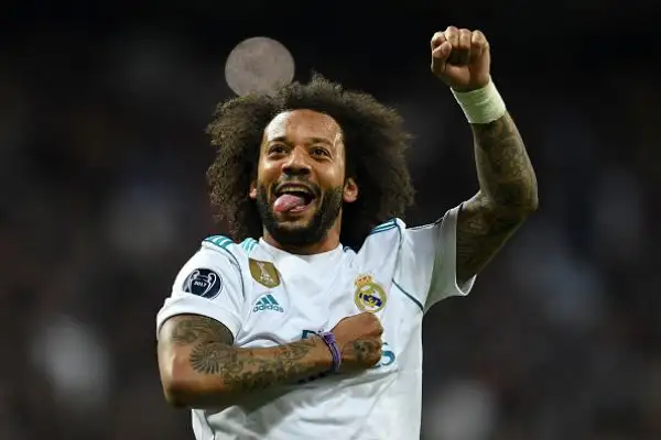 Il 2-2 con doppietta dell'attaccante francese basta ai Blancos per volare a Kiev per l'ultimo atto della Champions League.