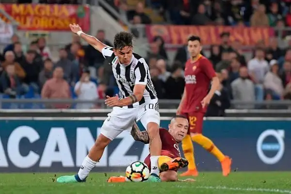 E' festa bianconera, per la settima volta di fila dal 2012 il campionato italiano di calcio va alla Juventus.