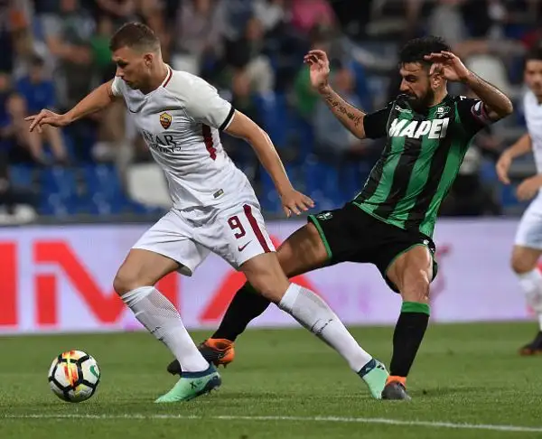 I giallorossi di Di Francesco piegano i neroverdi già salvi grazie all'autorete di Gianluca Pegolo. Terzo posto finale per i capitolini.
