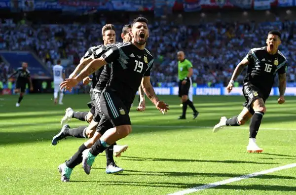 La truppa di Sampaoli non è riuscita ad andare oltre l’1-1 contro una Islanda come al solito tutto cuore che ha cercato di chiudere ogni gli spazio a Messi e compagni.