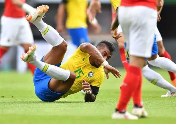Austria sconfitta 3-0 a Vienna, l'attaccante del Psg sale a 55 centri in Nazionale: agguantato Romario.