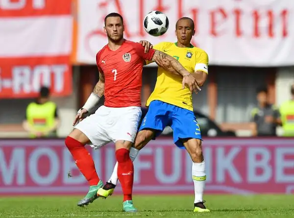 Austria sconfitta 3-0 a Vienna, l'attaccante del Psg sale a 55 centri in Nazionale: agguantato Romario.