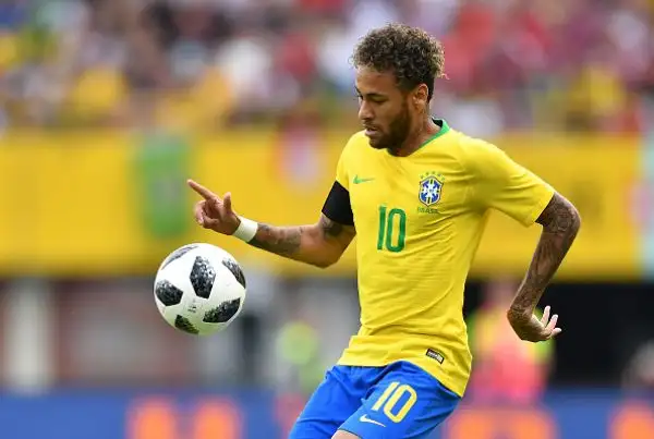 Austria sconfitta 3-0 a Vienna, l'attaccante del Psg sale a 55 centri in Nazionale: agguantato Romario.