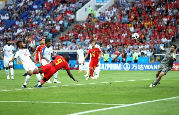 Buon debutto dei Diavoli Rossi che liquidano i centroamericani per 3-0: c'è pure la doppietta di Lukaku.